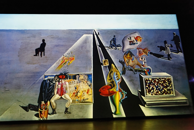 Bassins de lumières-Dali-048